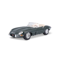 Jaguar E-type Cabriolet 1:18 green