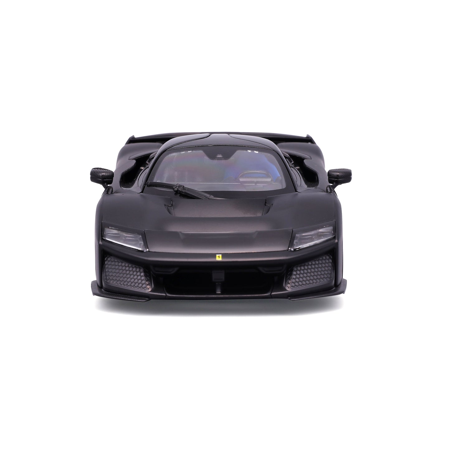 Ferrari F80 1:24 Matte Black mit Vitrine - WEB EXKLUSIV