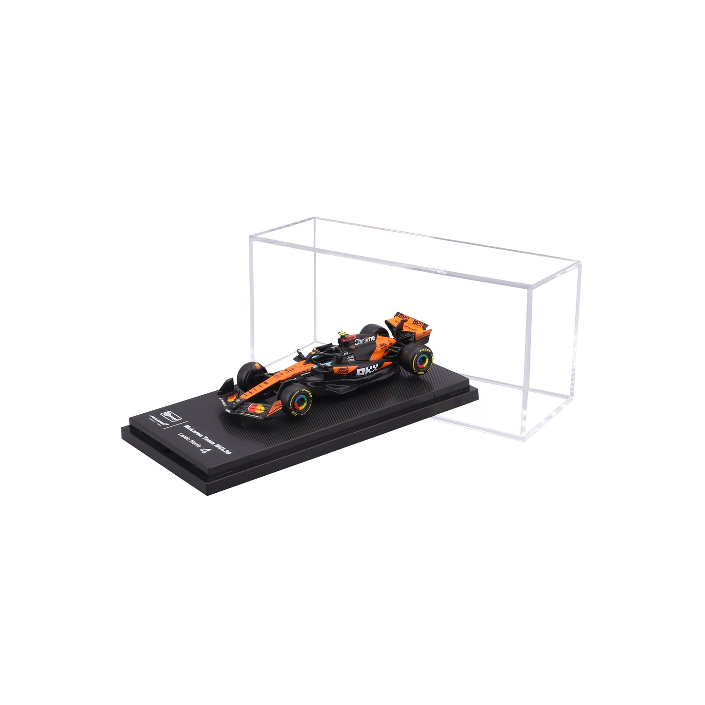 McLaren F1 MCL39 2025 #4 Norris 1:64 with display case