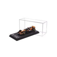 McLaren F1 MCL39 2025 #81 Piastri 1:64 with display case