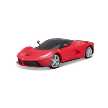 Co-Pack: Veicolo Radiocomandato La Ferrari 1:24 + La Ferrari Diecast 1:43