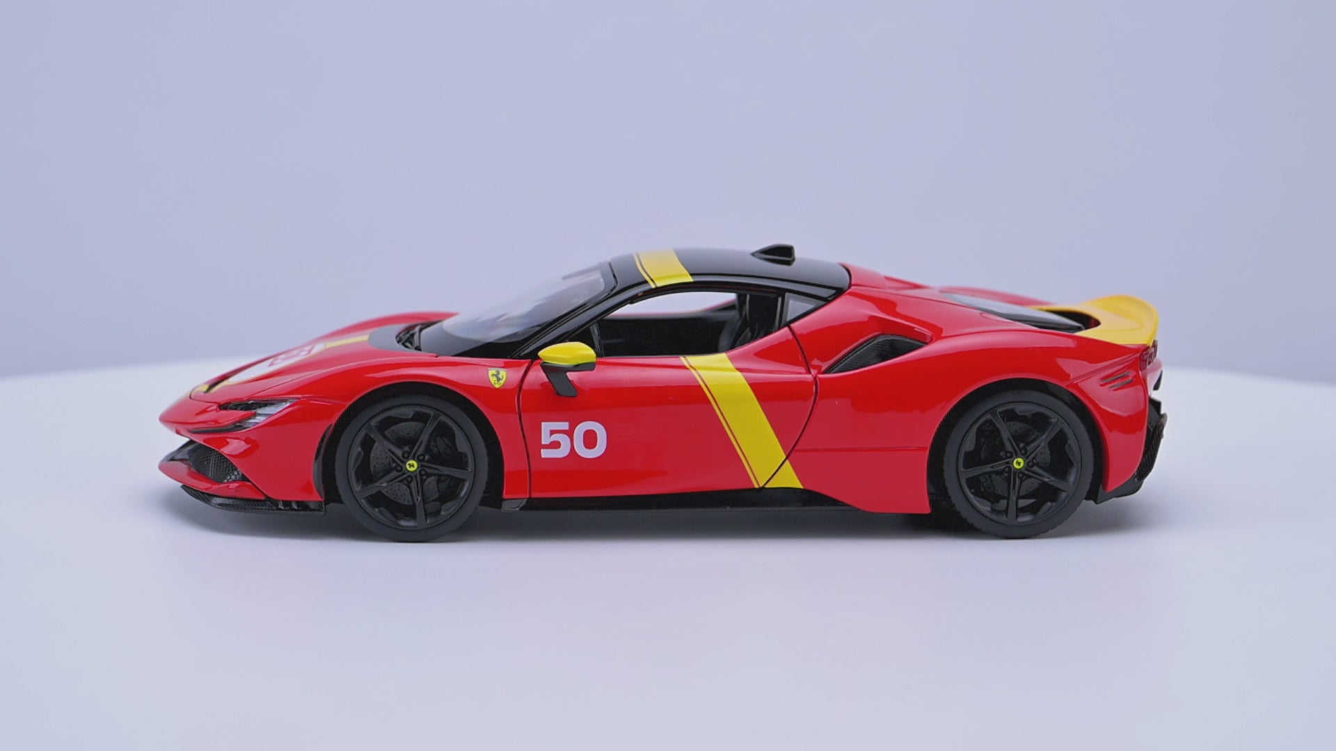Ferrari SF90 Stradale Le Mans Livery 1:18 Red Yellow | Burago – Burago